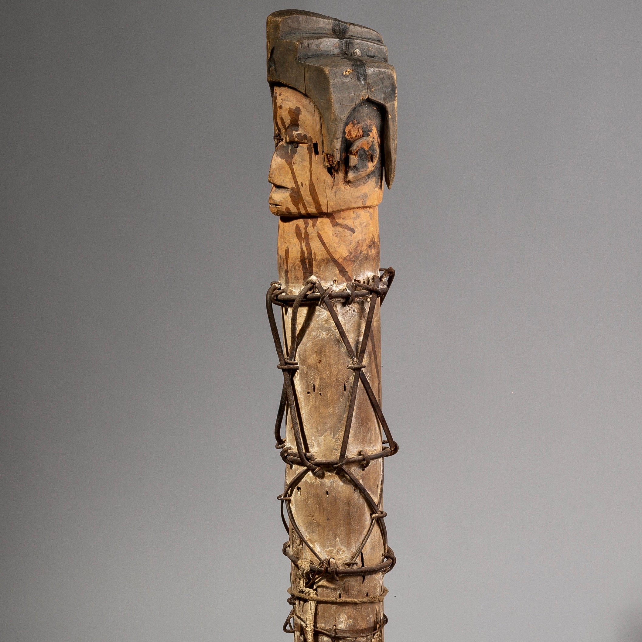 A RARE TALL AFO GUARDIAN FIGURE FROM NIGERIA W.AFRICA ( No 574 )