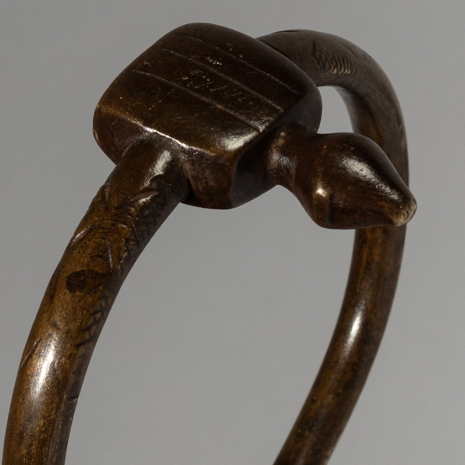 A SUPER WELL PATINATED BRONZE BRACELET FROM LOBI TRIBE ( No 1256)