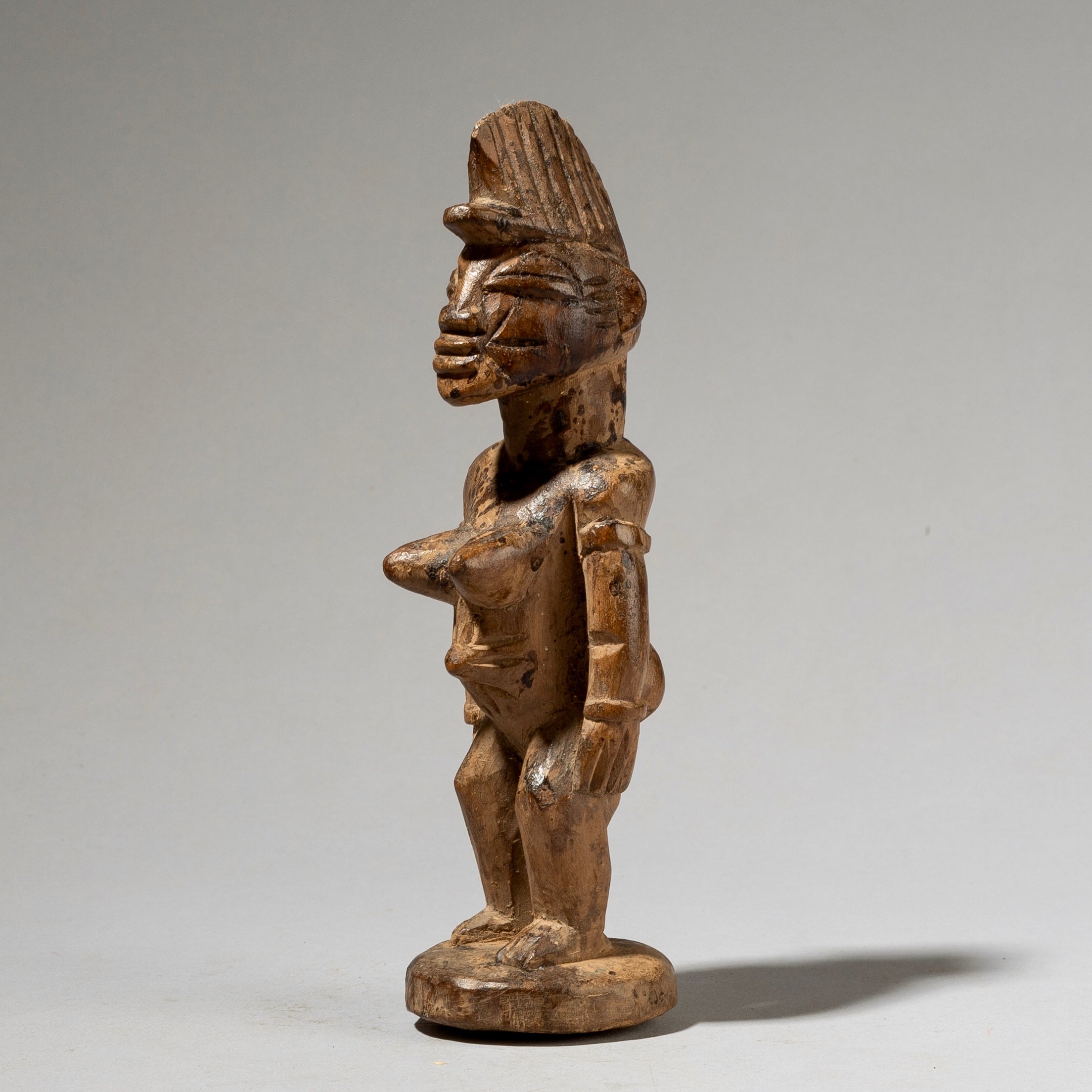 A VOLUPTUOUS SENOUFO CHARM FIGURE, BURKINA FASO  ( No 731 )