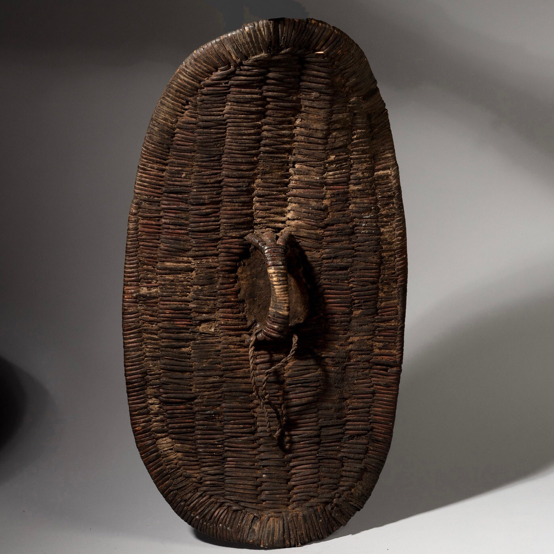 A STRONG WOVEN SHIELD FROM SHI’I TRIBE OF UGANDA, E.AFRICA ( No 1321)